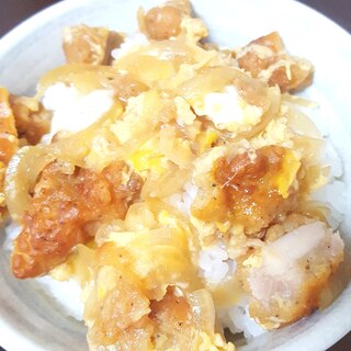 唐揚げ親子丼